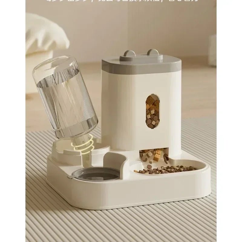 Automatic pet water dispenser bottle for cats and dogs, leak-proof design, large capacity, easy refill, by Mufaal.com