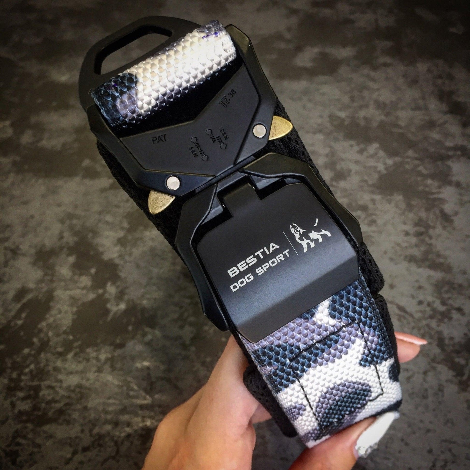 BESTIA DOG SPORT FAST RELEASE COLLAR for sale - High quality Training gear | Mufaal.com