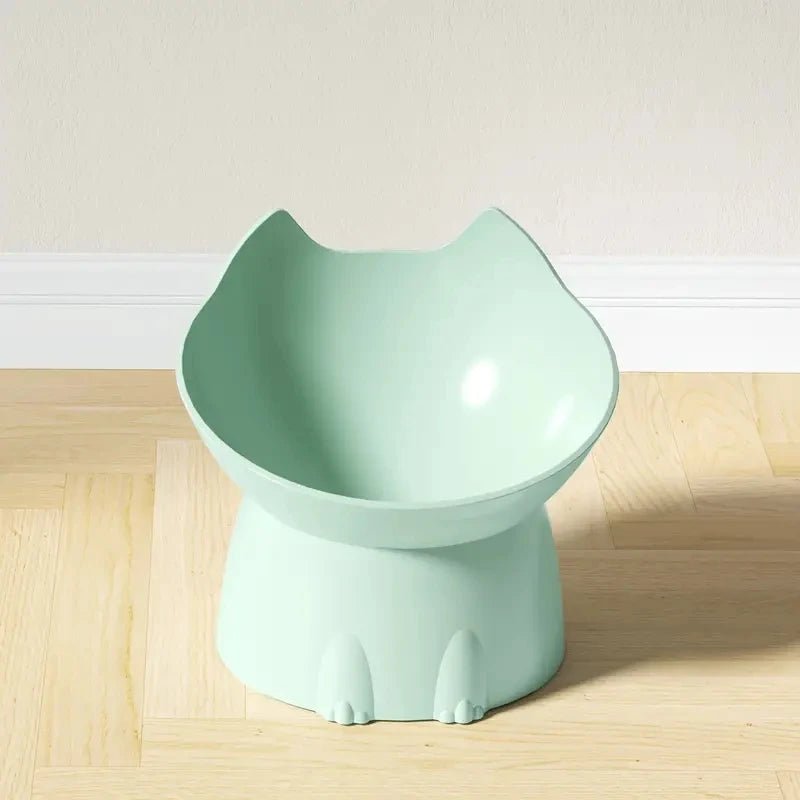 Automatic cat water fountain by Mufaal.com with fresh filtered water dispenser for healthy hydration and easy access for cats.
