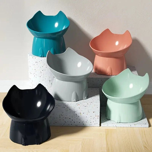 Automatic cat water fountain from Mufaal.com with a clear dispenser, providing fresh, filtered water for healthy hydration.