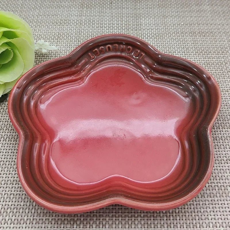 Raised ceramic cat bowl by Mufaal.com, elevated anti-spill feeder designed for better digestion and comfort for cats.