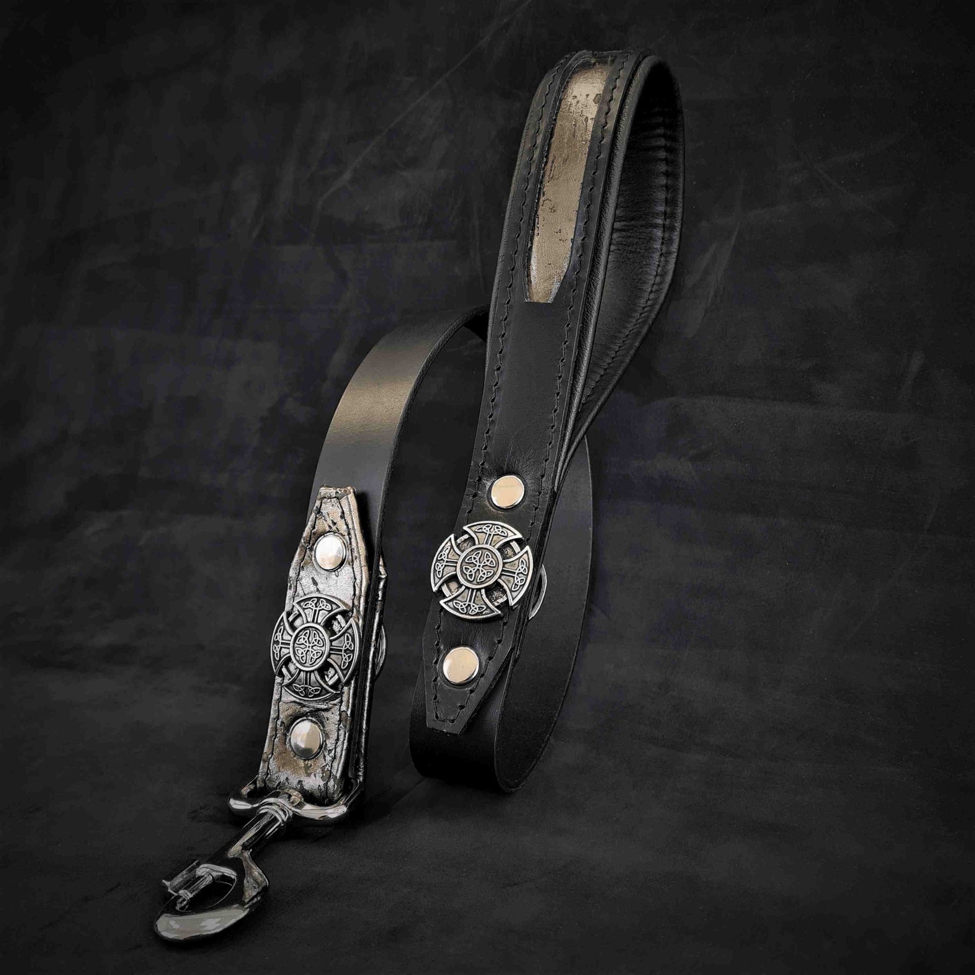 The ''Viking'' Leash for sale - High quality Leads & Head Collars | Mufaal.com